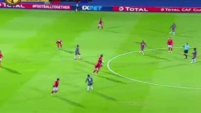 15 دقيقة.. الأهلي يبحث عن هدف التقدم أمام سيمبا