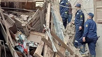 العناية الإلهية تنقذ ٥ أشخاص من الموت في انهيار منزلين بأسيوط