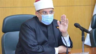 وزير الأوقاف يناقش رسالة دكتوراه بإعلام الأزهر عن 