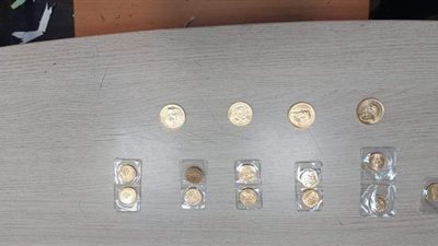 إحباط تهريب ٥١ جنيه ذهب بحوزة راكب قادم من إيطاليا