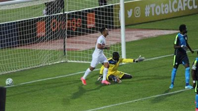 برباعية نظيفة.. انتهاء الشوط الأول بين الزمالك وتونجيت السنغالي