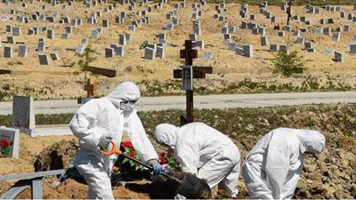 أرقام مخيفة.. صحيفة أمريكية تكشف الممنوع من النشر عن كورونا في روسيا