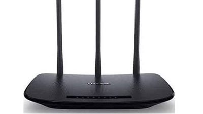 نقص أجهزة الراوتر يدفع الشركات العالمية لتخزينها