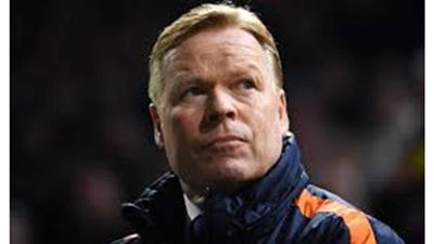 كومان يواصل هجومه: حظ برشلونة السيء جاء بقرار خاطئ من الحكم