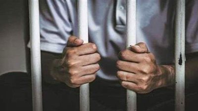 حبس شاب يرتدي ملابس نسائية ويمارس الأعمال المنافية في الهرم