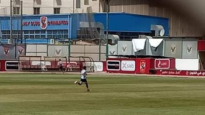 ناصر ماهر يخوض تدريبات تأهيلية بالأهلي