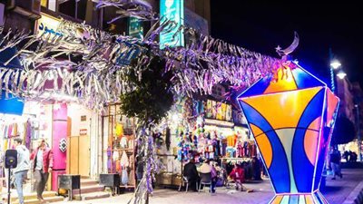 أضخم وأغلى فانوس في مصر.. وزنه 200 كيلو وتكلفته 6 آلاف جنيه | فيديو وصور