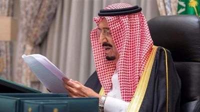 الملك سلمان يصدر أمرا بشأن صلاة التراويح في الحرم