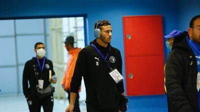 وصول بيراميدز والرجاء لاستاد الدفاع الجوي | صور