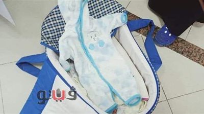 تركته سيدتان.. كاميرا مراقبة تكشف العثور على رضيع  داخل حقيبة بطنطا
