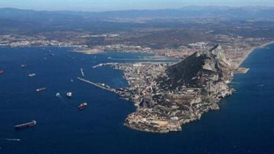 أول منطقة في العالم تتخلي عن الكمامات وتتخلص من قيود كورونا