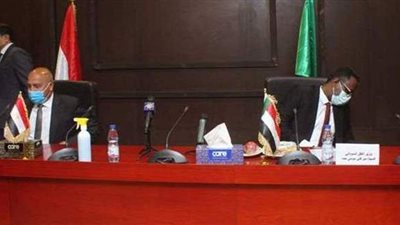 وزير النقل يكشف موعد وتكلفة خط السكة الحديد الرابط مع السودان