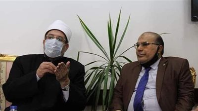 وزير الأوقاف يشكر كلية 