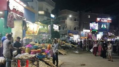 أهالي قنا يودعون 