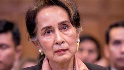 رشاوي وفساد.. 6 تهم جديدة تحاصر زعيمة ميانمار