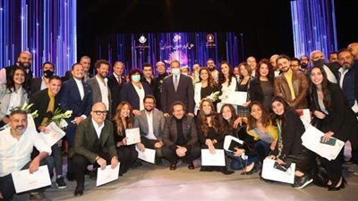 وزير السياحة يكرم فناني دار الأوبرا المشاركين في موكب المومياوات الملكية