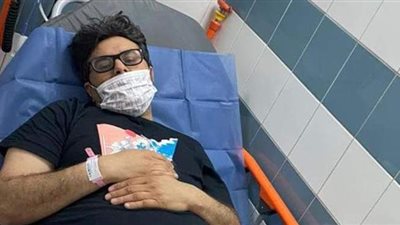 تفاصيل الحالة الصحية للمنتج وليد منصور بعد دخوله المستشفى
