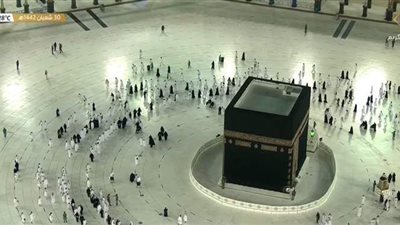 بث مباشر.. أول صلاة تراويح من المسجد الحرام