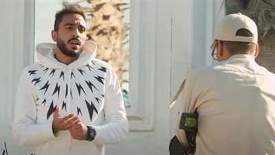 كهربا يعتدي بالضرب على عامل برنامج 