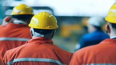 كيف تستفيد من برنامج تنمية مهارات العمالة بمركز تحديث الصناعة؟