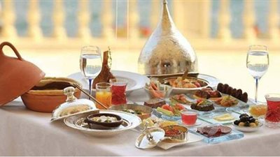 9 ممارسات شائعة في رمضان تدمر صحتك.. احذرها