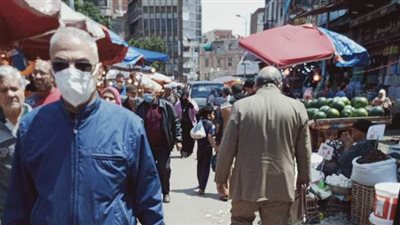 إقبال متوسط على أسواق الخضار والفاكهة والفوانيس بالإسكندرية | صور