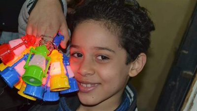 توزيع فوانيس وبلالين على أطفال المناطق الشعبية بالإسكندرية |صور