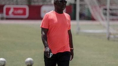 مران الاهلي.. موسيمانى يعقد محاضرة للاعبين استعدادا لمواجهة النصر