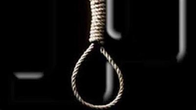 التحقيق في العثور على جثة طفلة مشنوقة بسقف شقة بالوراق