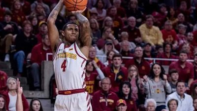 لاعب السلة الأمريكي دونفان جاكسون يصل القاهرة للانضمام للأهلي