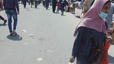 رغم انتشار كورونا.. ازدحام وتكدس في أسواق الإسكندرية
