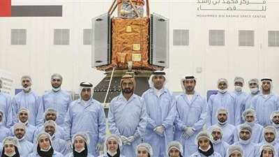 الإمارات تستعد لإرسال بعثة استكشافية إلى القمر