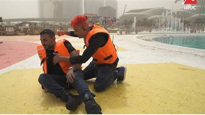 رد فعل عنيف من أحمد سعد بعد رؤية رامز جلال في 