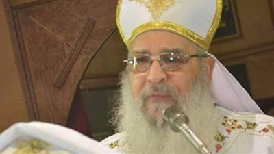 البابا تواضروس يعزي الأنبا مارتيروس في وفاة كاهن شرق السكة