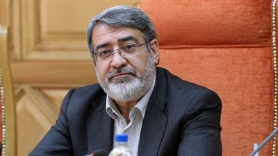 احتجاز وزير الداخلية الإيراني في المستشفى بعد إصابته بكورونا