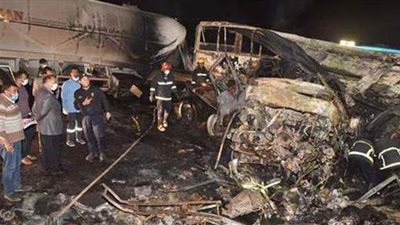 معاينة النيابة في حادث أتوبيس أسيوط: الطريق خال من الإنارة والعلامات الإرشادية