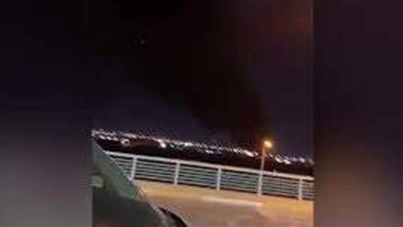 صاروخ يستهدف القاعدة