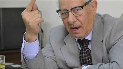 الوطنية للصحافة تنعي مكرم محمد أحمد