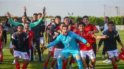 سيد غريب: الأهلي 2001 استحق التتويج بدوري الجمهورية هذا الموسم