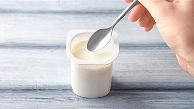 فوائد تناول الزبادي يوميا في السحور