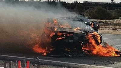 توقف طريق الإسماعيلية القاهرة الصحراوي بسبب اشتعال سيارة| صور