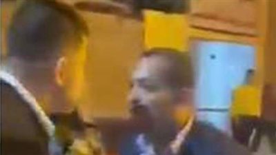 مصدر أمني يكشف تفاصيل فيديو خلع كتافات ضابط العمرانية| فيديو