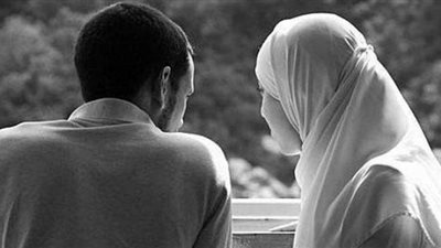 حكم المداعبة بين الزوجين أثناء الصيام؟