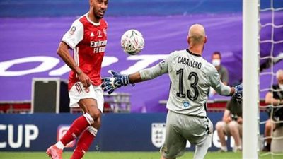 أوباميانج يعلن إصابته بالملاريا بعد مشاركته مع منتخب الجابون