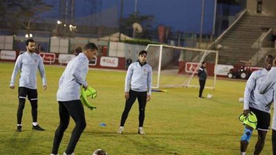 مران الأهلي | أكرم توفيق يشارك في التدريبات الجماعية