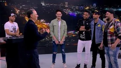 خلوه خرج عن وقاره.. شريف عامر يرقص على أغنية 