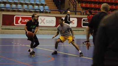 جاكسون يخوض مرانه الأول مع رجال سلة الاهلي