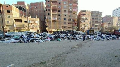 القمامة تحاصر عواصم المدن بالقليوبية وتتسبب في حرائق مستمرة |صور