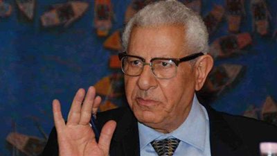 السيسي يوفد مندوباً لتشييع جثمان مكرم محمد أحمد