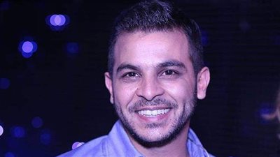 محمد رشاد يفتح النار على مي حلمي بعد تصريحاتها في 